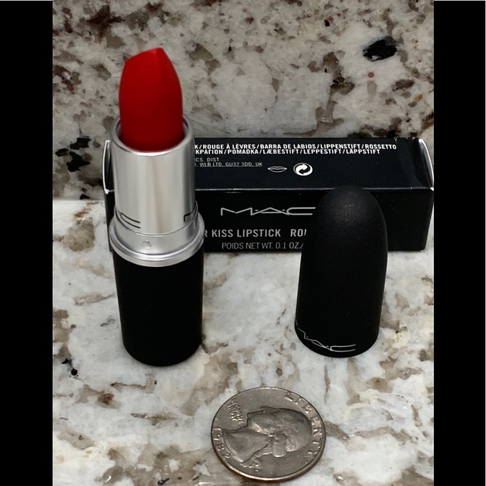 🦋2/$20 Full sz MAC lipstick in Werk-Werk-Werk NWT